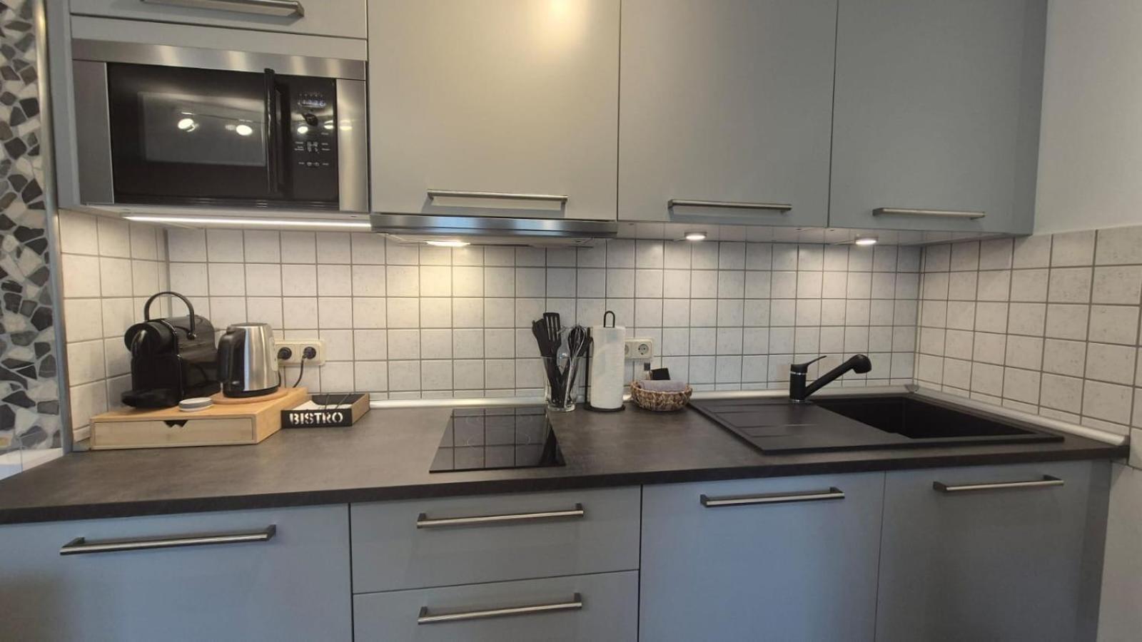 Apartment 1 Mit Terrasse Und Pkw-Stellplatz Леверкузен Экстерьер фото